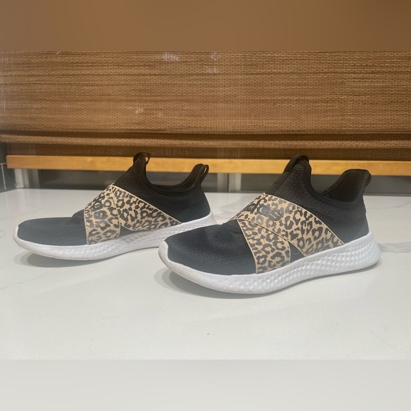 Adidas Women's Black and Leopard Print Sneakers - Picture 4 of 10